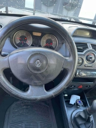 Auto je bas dobar vozi se svakodnevno